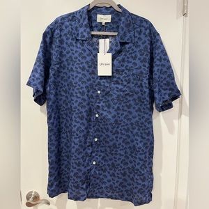 NWT Unison Printed Button Up Size XL